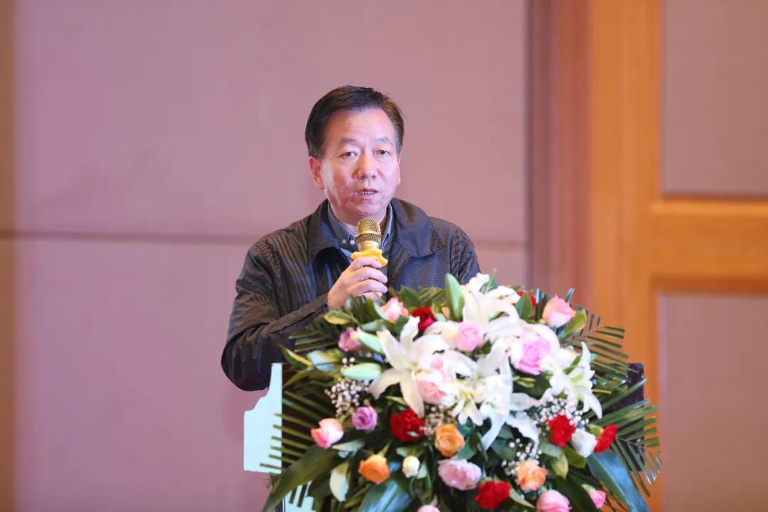 热烈祝贺远光瑞康董事长董林艺先生当选为武汉九江商会第一届会长！