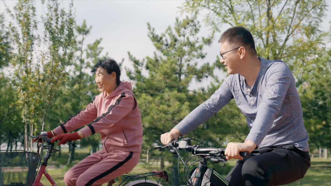 爱在武汉：贝壳推出品牌访谈片《那些老人教我的事》，看懂传递代际间的力量与温情