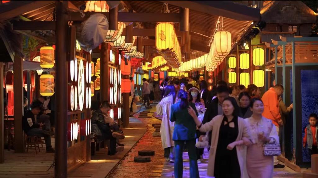“能人”回家创业 武汉“城市后花园”36万人吃上旅游饭