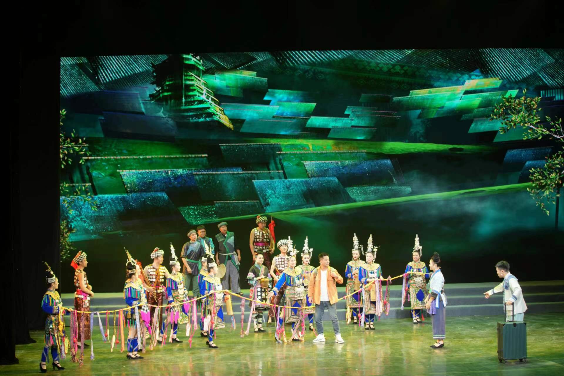 “少数民族戏曲剧种组台专场”在汉精彩上演