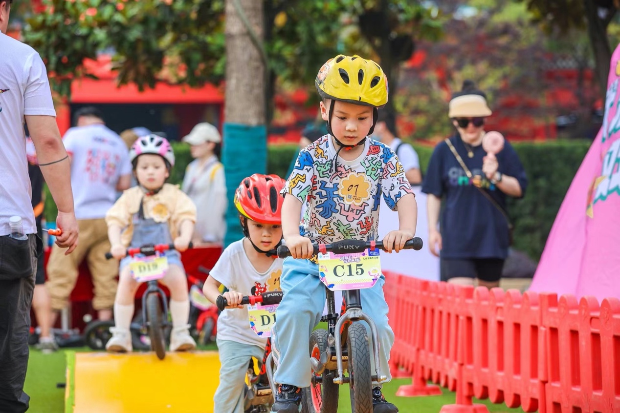 武汉欢乐谷儿童节活动超有戏