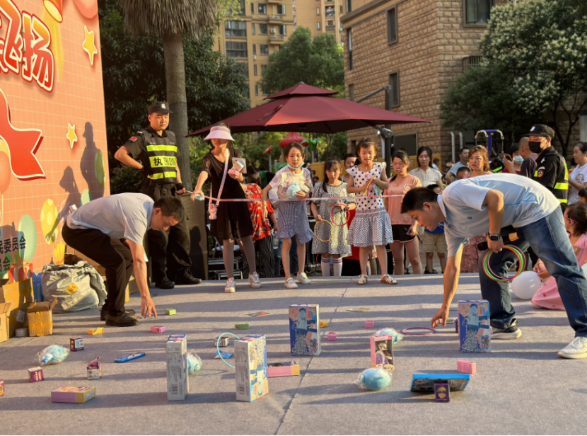 “童心未泯、快乐飞扬” —— 龙阳1号小区开展儿童节游园会活动 